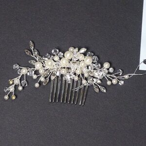 Dareth Colburn Crystal and faux pearl bridal hair comb NWT